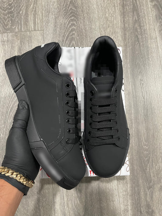 D&G black trainer